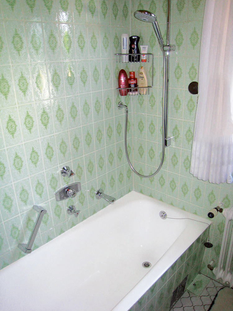 Minova Bad | Kosten bei Kleinbad-Teilrenovierung - vorher